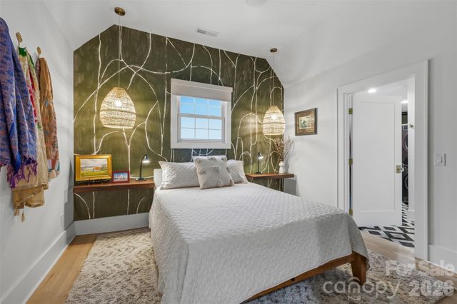 1816 Umstead Street, Charlotte, NC 28205