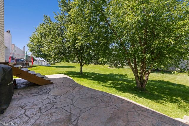 1021 Ledgestone Drive, Wadsworth, OH 44281