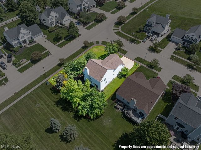 1021 Ledgestone Drive, Wadsworth, OH 44281