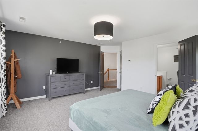 17 Tulip Circle 17, Grafton, MA 01560