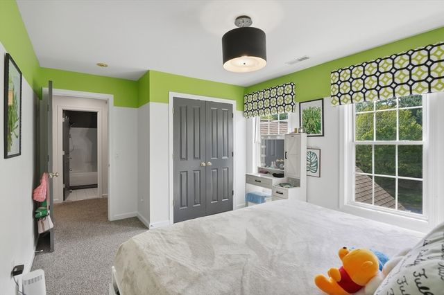 17 Tulip Circle 17, Grafton, MA 01560