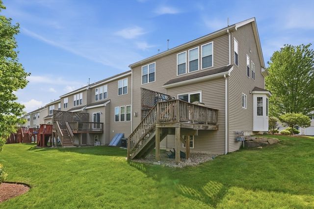 17 Tulip Circle 17, Grafton, MA 01560