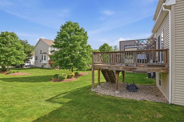 17 Tulip Circle 17, Grafton, MA 01560