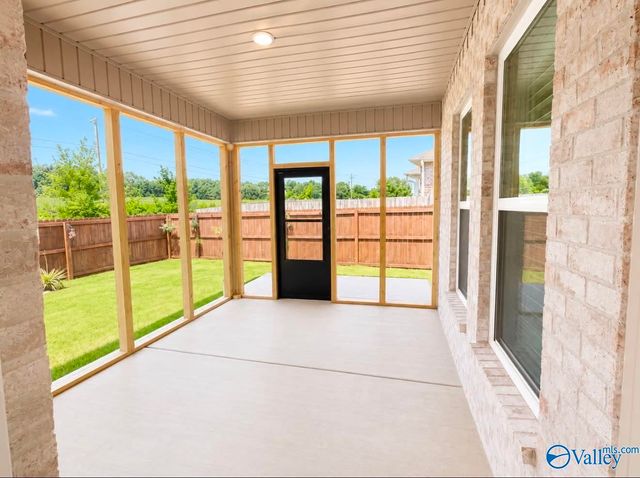 15609 Mizewell Lane NW, Harvest, AL 35749