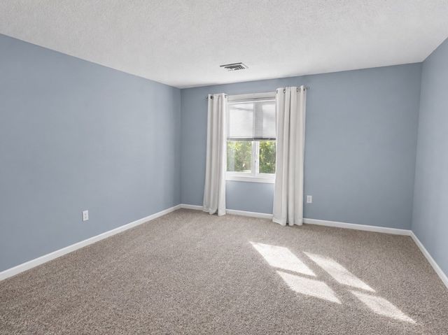 43 Brickett Hill Circle 43, Haverhill, MA 01830