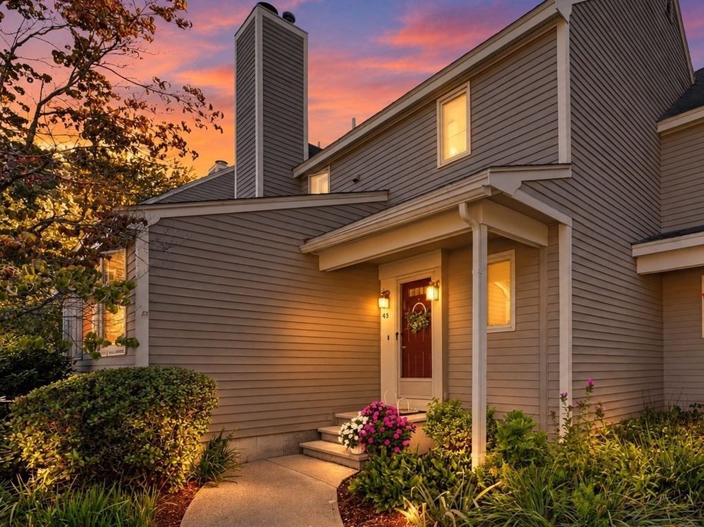 43 Brickett Hill Circle 43, Haverhill, MA 01830