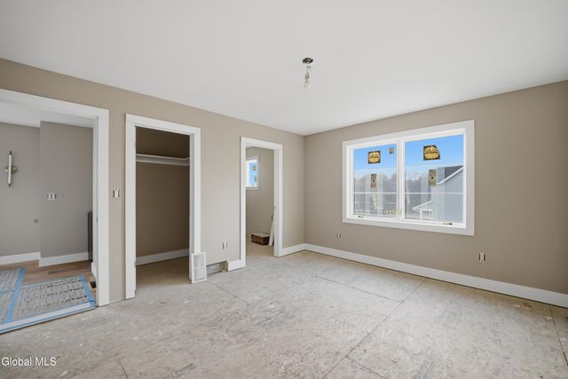 17 Schermerhorn Road, Cohoes, NY 12047