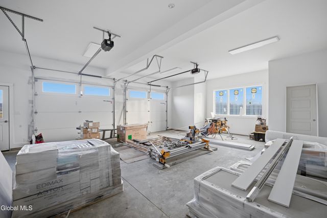 17 Schermerhorn Road, Cohoes, NY 12047