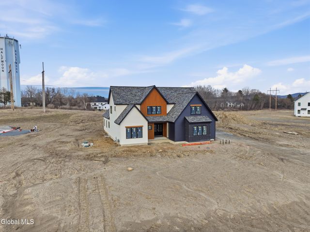 17 Schermerhorn Road, Cohoes, NY 12047