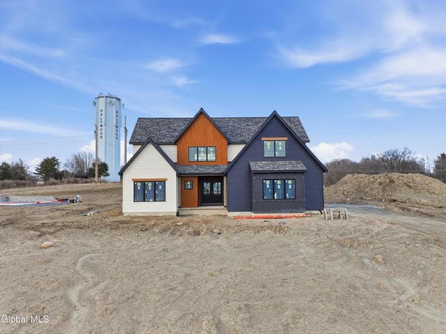 17 Schermerhorn Road, Cohoes, NY 12047