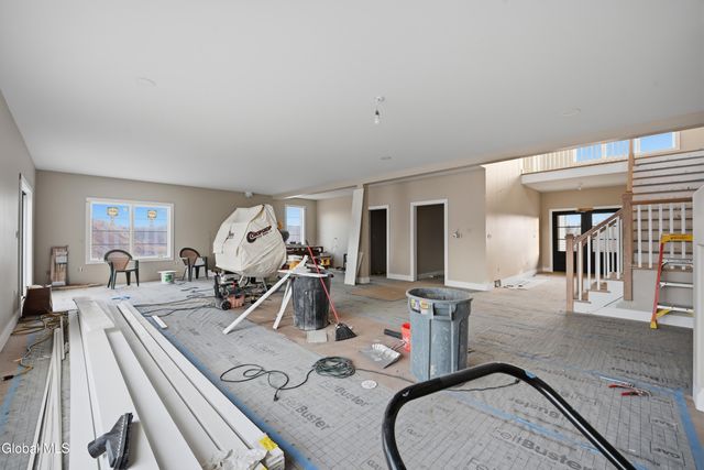 17 Schermerhorn Road, Cohoes, NY 12047