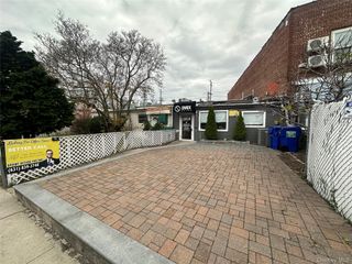 1059 Broadway R (Rear), Woodmere, NY 11598