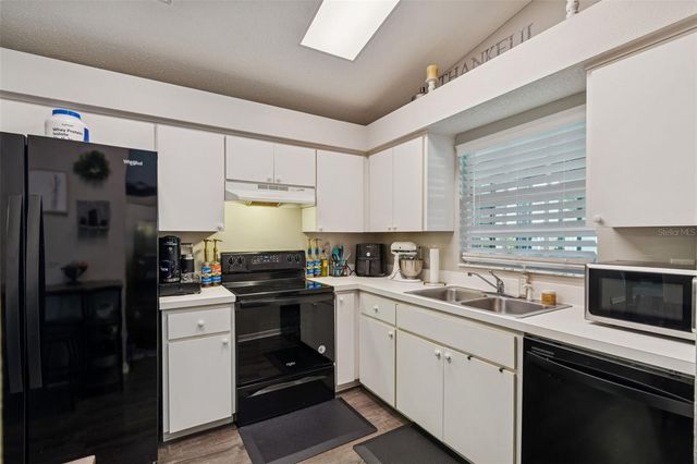 7917 CHADWICK DRIVE, New Port Richey, FL 34654