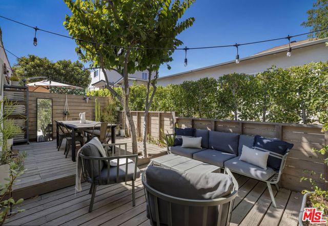 1375 Sutherland Street, Los Angeles, CA 90026