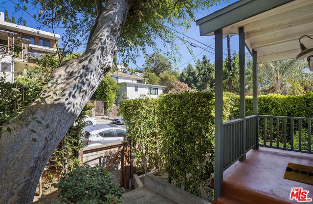 1375 Sutherland Street, Los Angeles, CA 90026