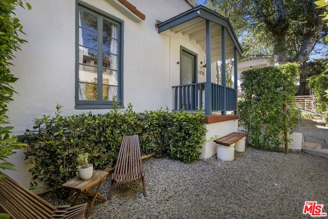 1375 Sutherland Street, Los Angeles, CA 90026