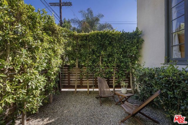 1375 Sutherland Street, Los Angeles, CA 90026