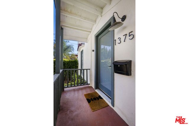 1375 Sutherland Street, Los Angeles, CA 90026