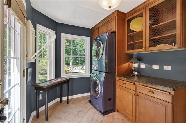 112 Larkin RN, Yorktown, VA 23692