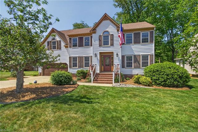 112 Larkin RN, Yorktown, VA 23692