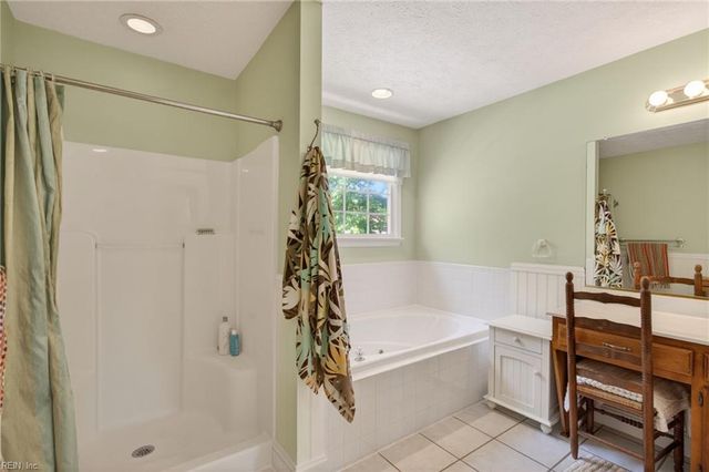 112 Larkin RN, Yorktown, VA 23692