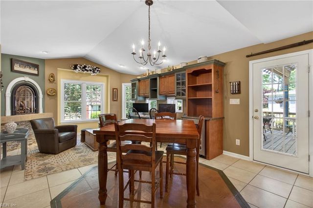 112 Larkin RN, Yorktown, VA 23692