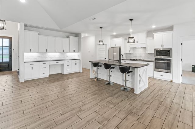 1211 Silver Maple Street, Centerton, AR 72719