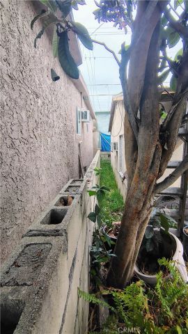 4225 Folsom, East Los Angeles, CA 90063
