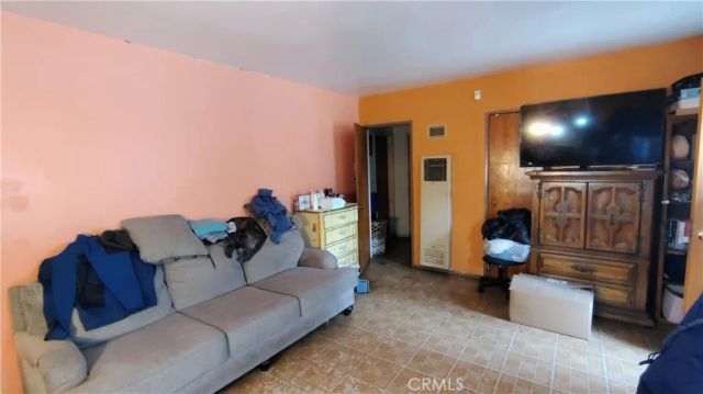 4225 Folsom, East Los Angeles, CA 90063