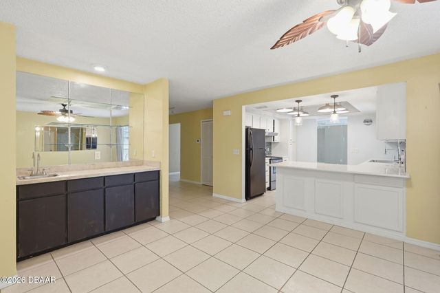 929 Fort Smith Boulevard, Deltona, FL 32738