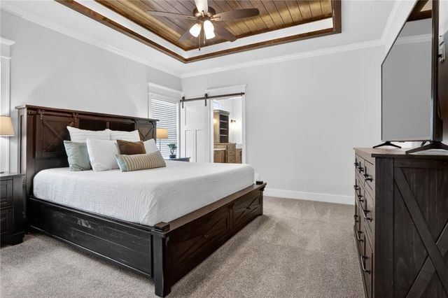 1809 NW Madi Court, Grain Valley, MO 64029