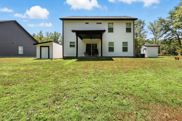 2981 Sharp Top Rd, Palmyra, TN 37142