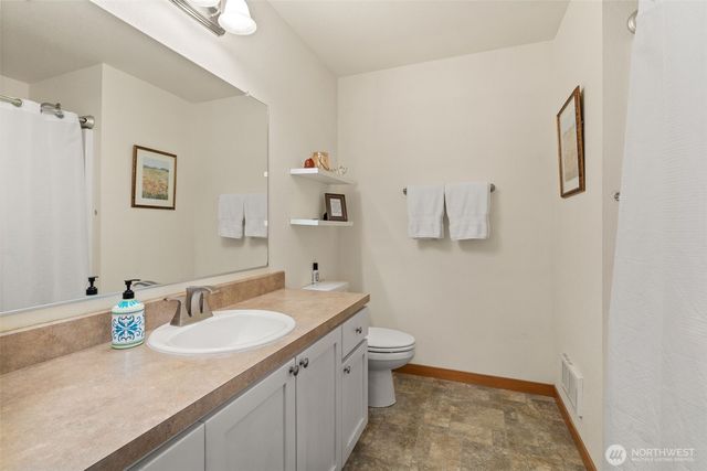236 Chilvers Road, Chehalis, WA 98532