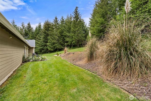236 Chilvers Road, Chehalis, WA 98532
