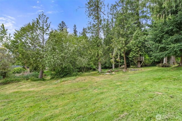 236 Chilvers Road, Chehalis, WA 98532