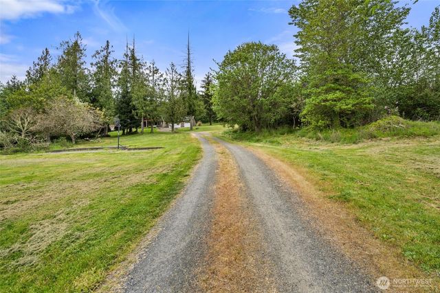 236 Chilvers Road, Chehalis, WA 98532
