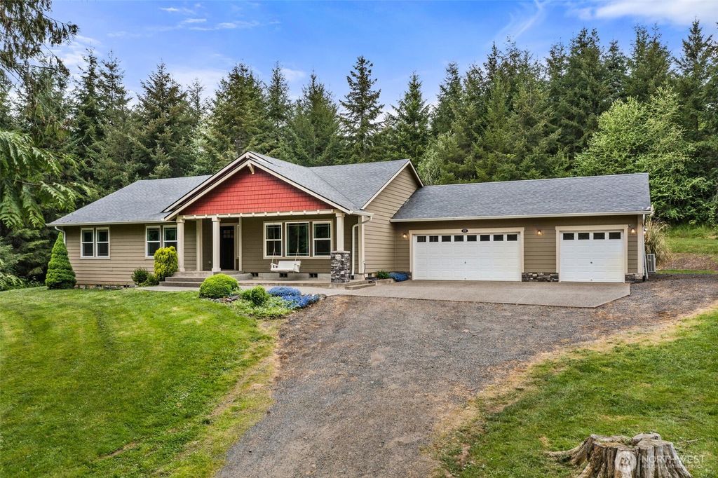 236 Chilvers Road, Chehalis, WA 98532