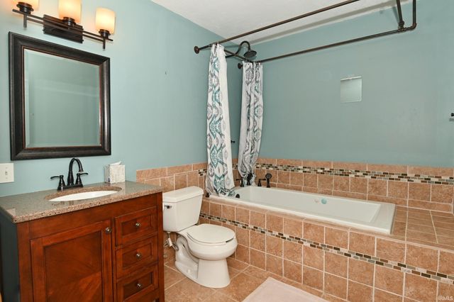 60 Circle Drive, Monrovia, IN 46157