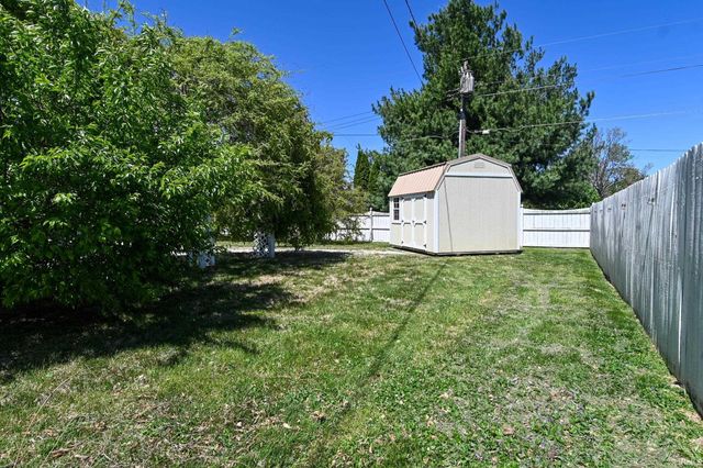 60 Circle Drive, Monrovia, IN 46157