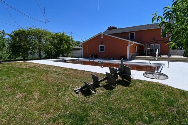 60 Circle Drive, Monrovia, IN 46157