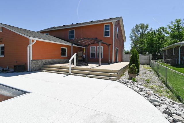 60 Circle Drive, Monrovia, IN 46157