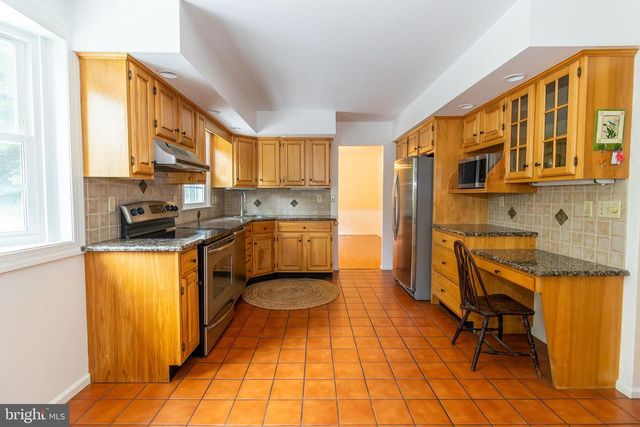368 S BALDERSTON DR, Exton, PA 19341