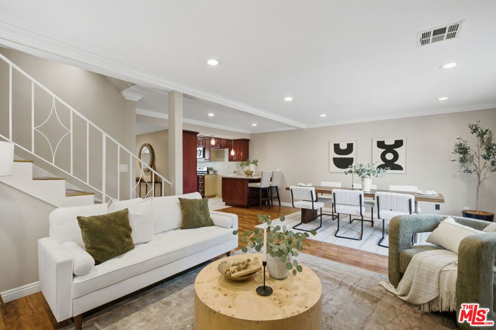 26206 Alizia Canyon Drive, Calabasas, CA 91302 — photo 3