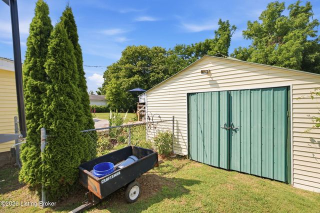6701 W Orell Rd, Louisville, KY 40272
