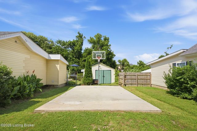 6701 W Orell Rd, Louisville, KY 40272