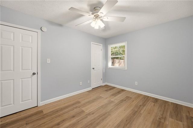 490 Valley Creek Road SW, Mableton, GA 30126