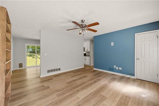 490 Valley Creek Road SW, Mableton, GA 30126