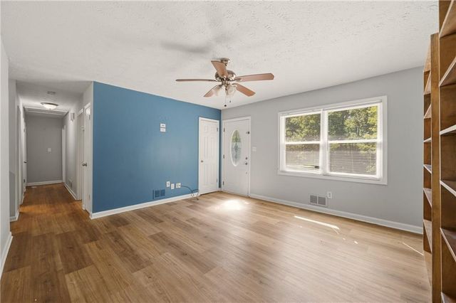 490 Valley Creek Road SW, Mableton, GA 30126