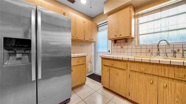 2615 SW 32nd Ave, Miami, FL 33133