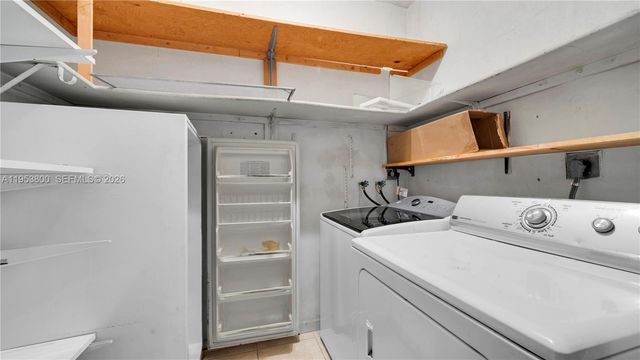 2615 SW 32nd Ave, Miami, FL 33133